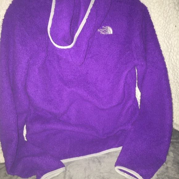 Fuzzy the north face - Picture 4 of 4